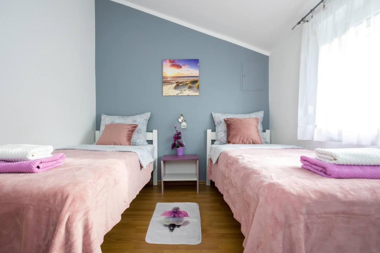 Apartman Luni Sa Bazenom - Malinska, Sveti Anton Sveti Anton  Exterior photo